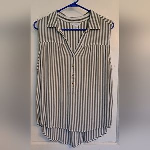 Time and Tru stripped pullover shirt with collar and button placket grey/white